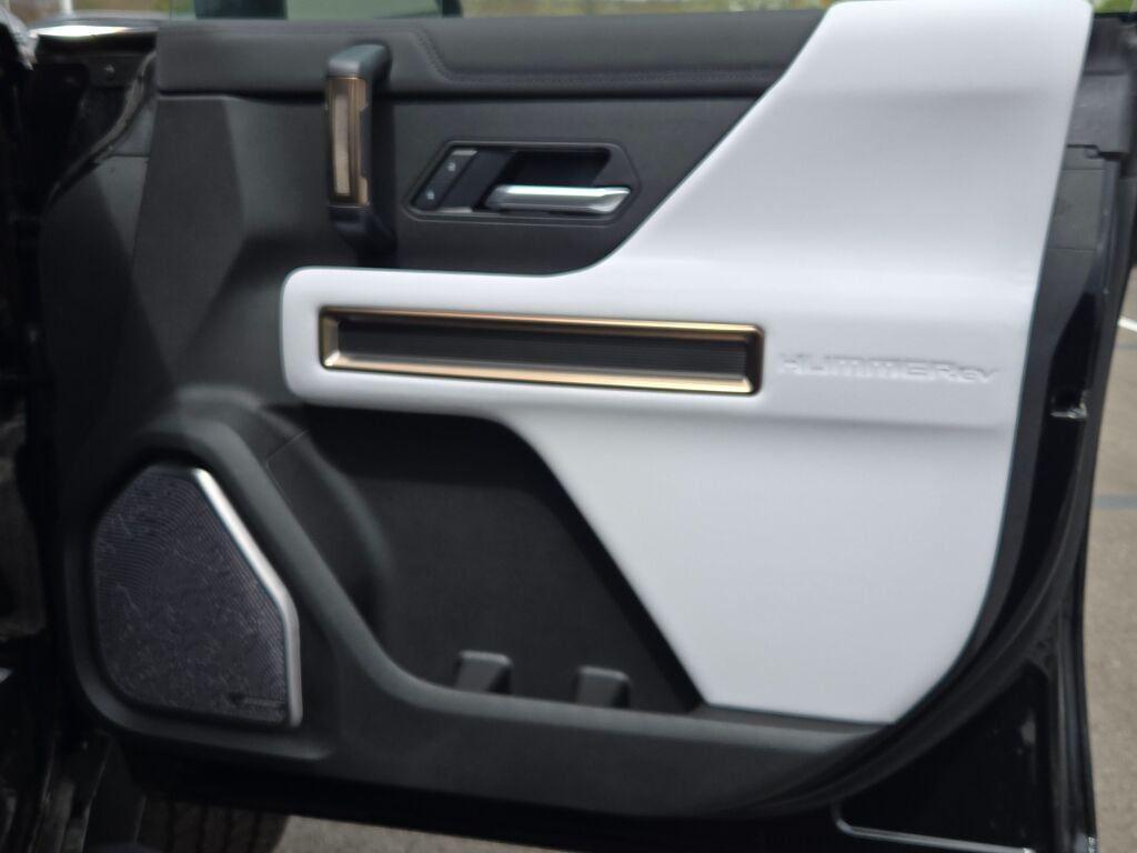 new 2025 GMC HUMMER EV Pickup car, priced at $102,790