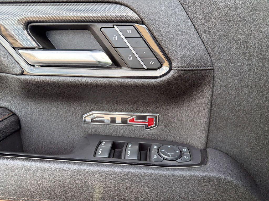 used 2023 GMC Sierra 1500 car, priced at $49,987