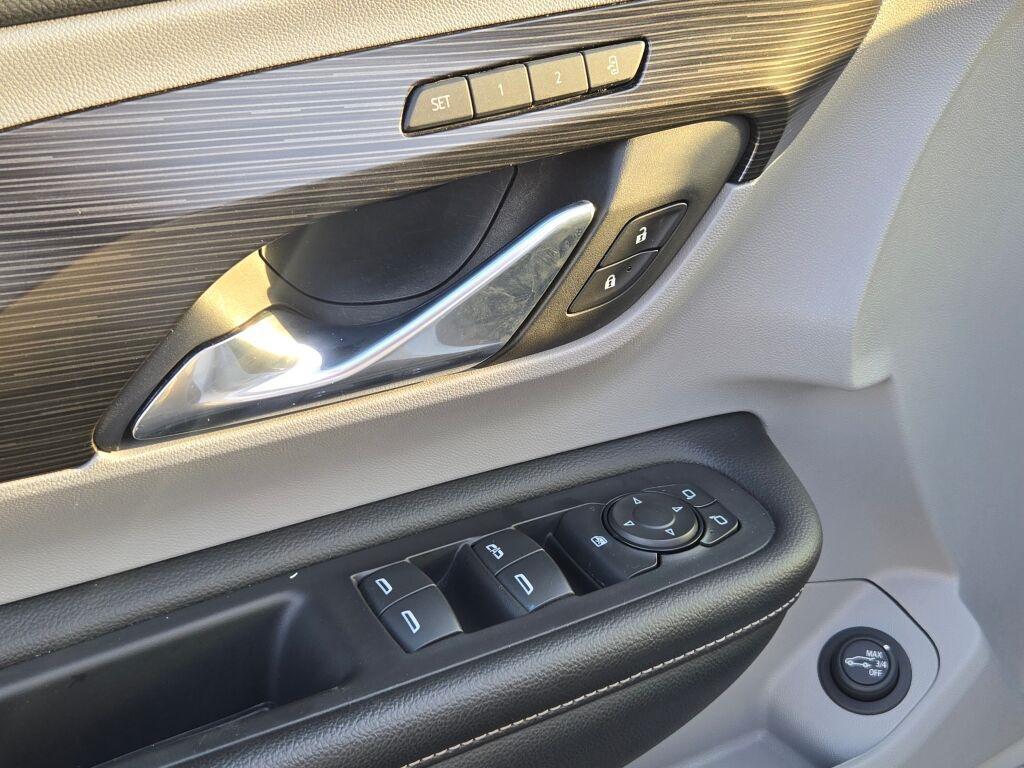 used 2024 GMC Terrain car, priced at $21,538