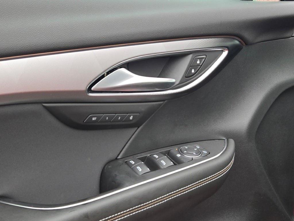 new 2025 Buick Envision car, priced at $39,240