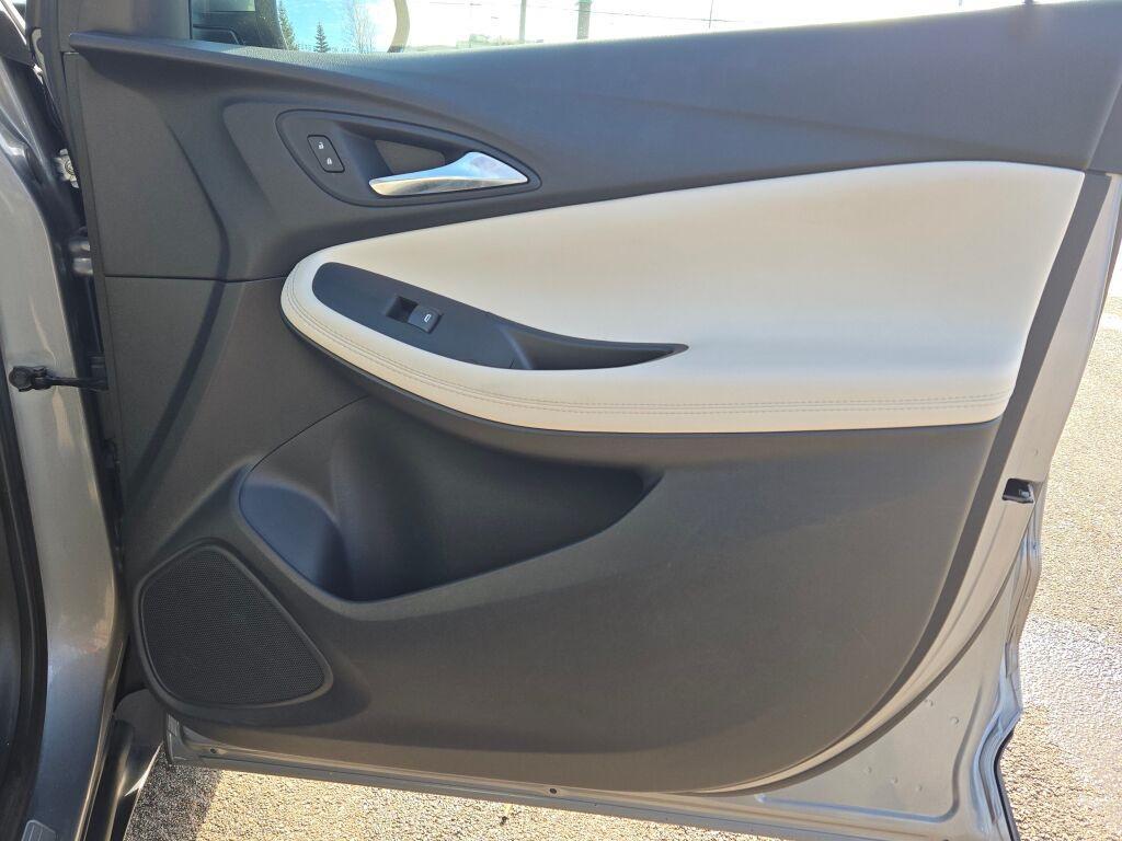 used 2023 Buick Encore GX car, priced at $19,995