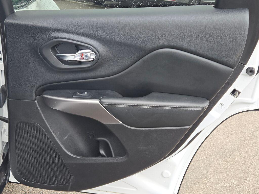 used 2019 Jeep Cherokee car, priced at $14,415