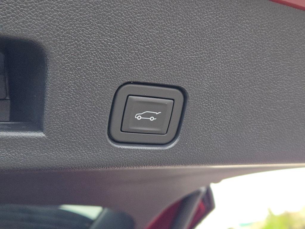 new 2025 Buick Enclave car, priced at $49,435