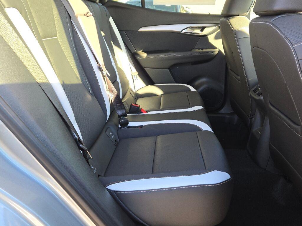 new 2025 Buick Envision car, priced at $37,890