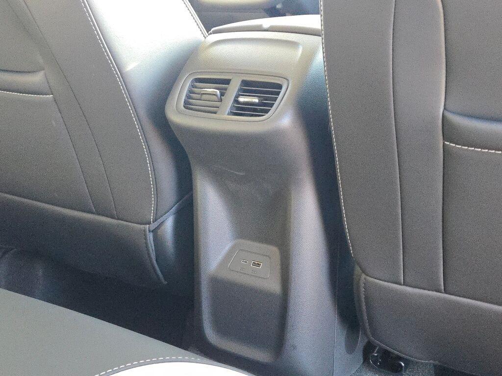 new 2025 Buick Envision car, priced at $37,890