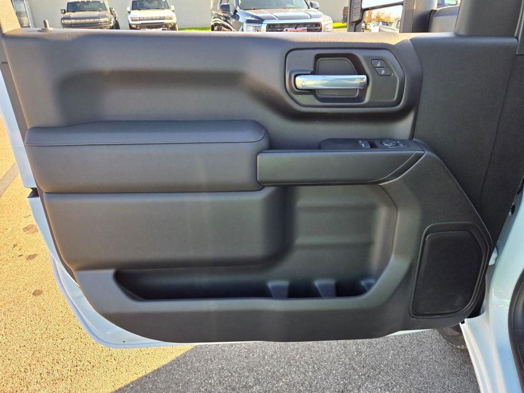 new 2026 GMC Sierra 2500 car, priced at $54,620