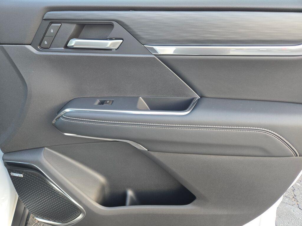 new 2026 GMC Acadia car, priced at $51,375