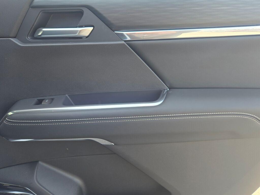 new 2025 GMC Acadia car, priced at $40,930