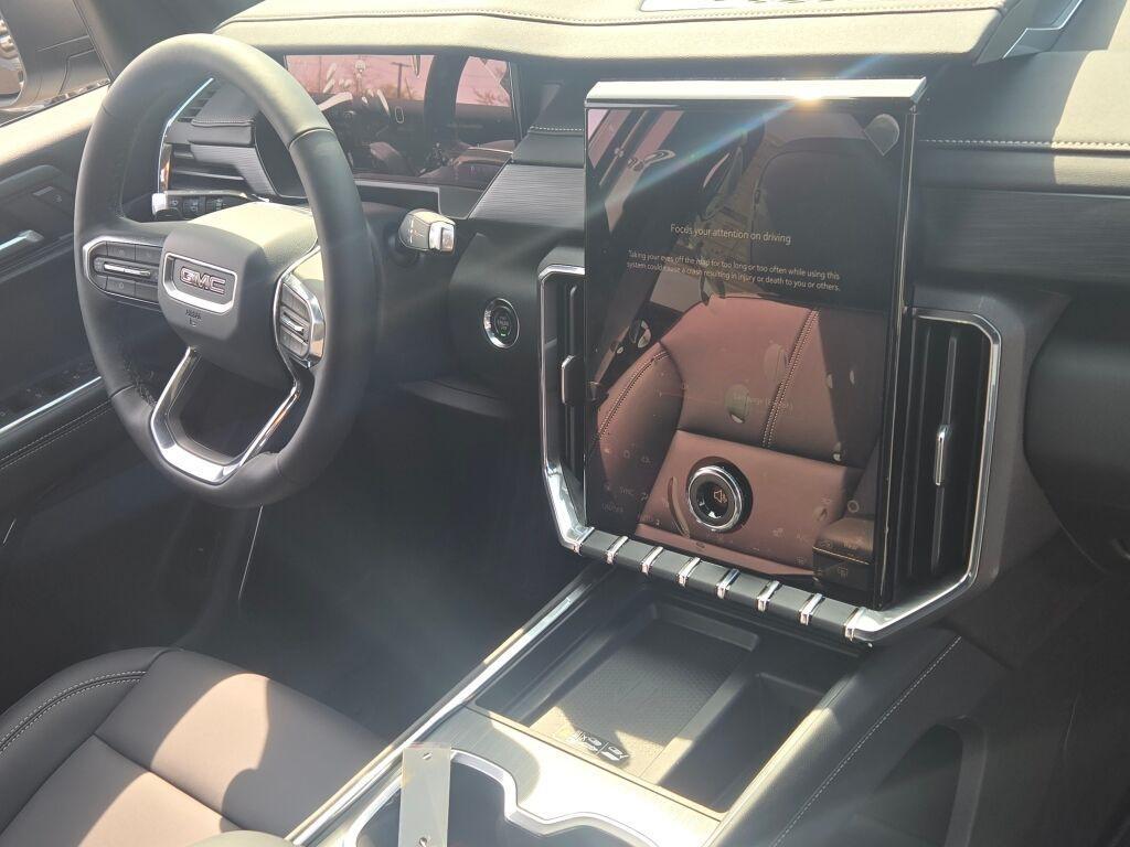 new 2025 GMC Acadia car, priced at $40,930