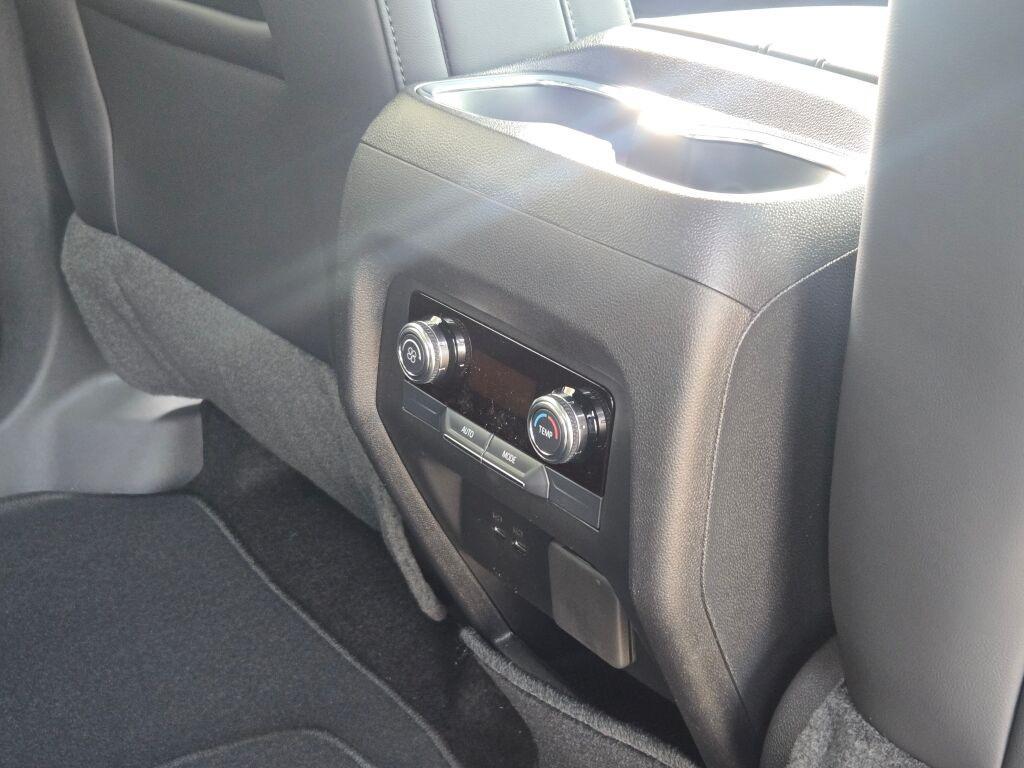 new 2025 GMC Acadia car, priced at $40,930