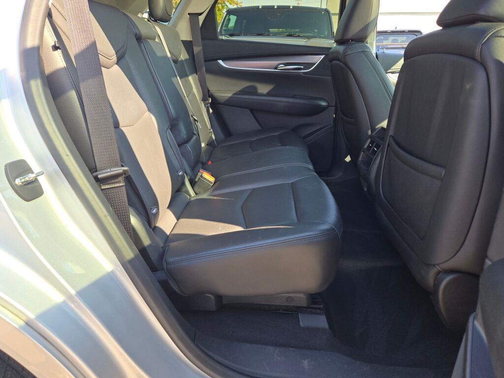 used 2019 Cadillac XT5 car, priced at $21,538