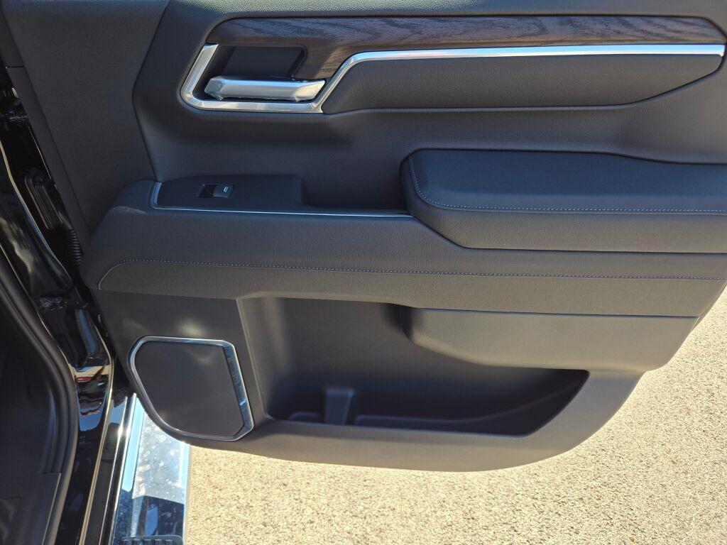 new 2026 GMC Sierra 1500 car, priced at $59,595