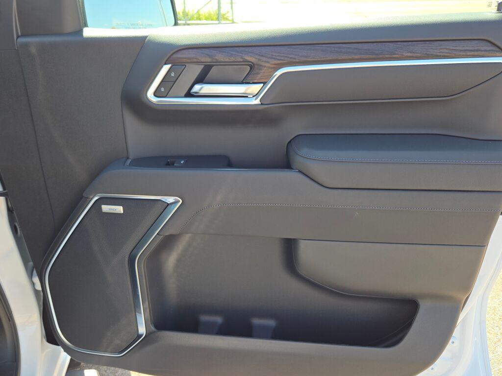 new 2026 GMC Sierra 1500 car, priced at $55,675