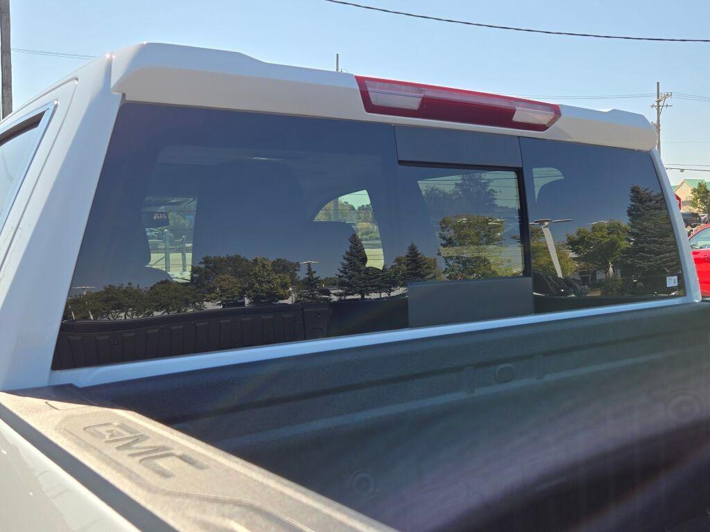 new 2026 GMC Sierra 1500 car, priced at $58,425