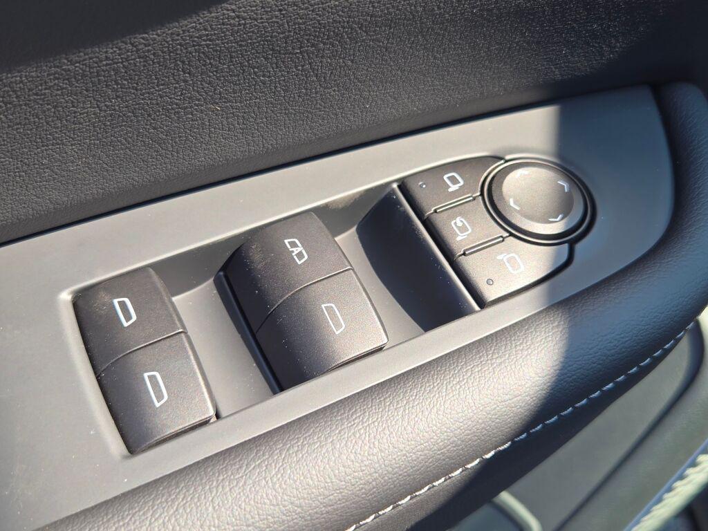 new 2025 Buick Enclave car, priced at $39,840