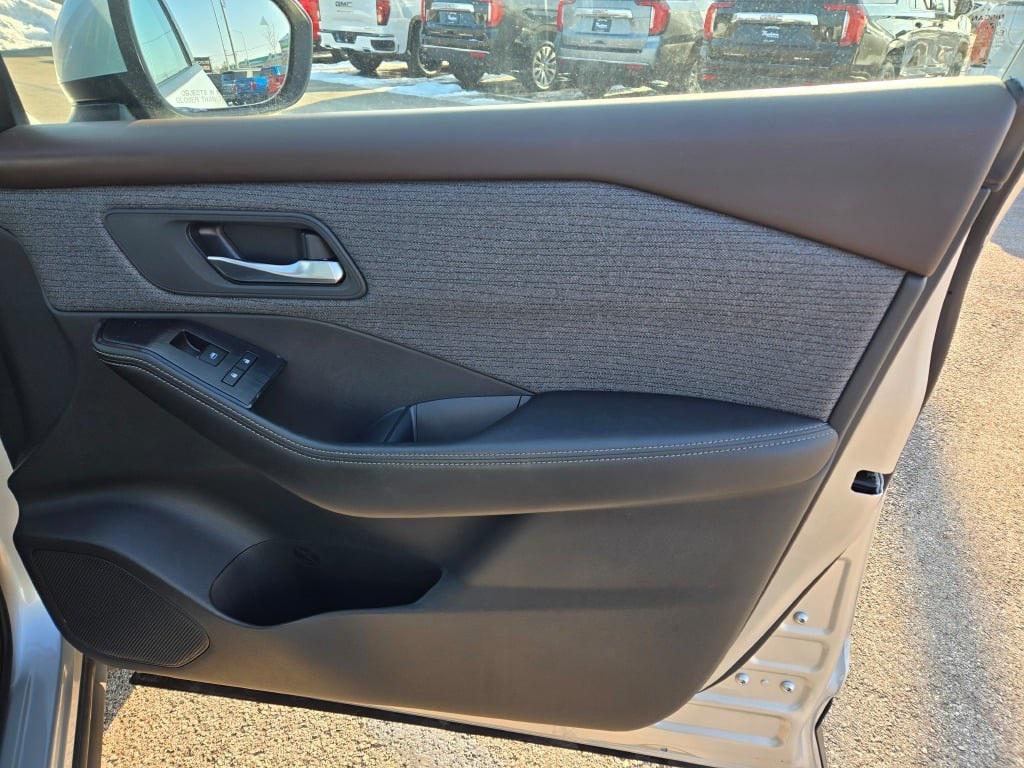 used 2022 Nissan Rogue car, priced at $19,949