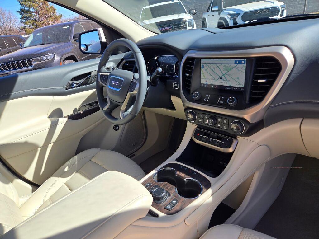 used 2023 GMC Acadia car, priced at $38,775