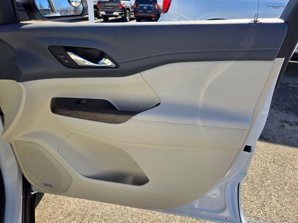 used 2023 GMC Acadia car, priced at $38,775