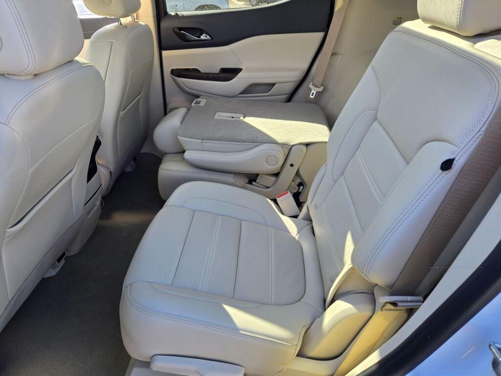 used 2023 GMC Acadia car, priced at $38,775