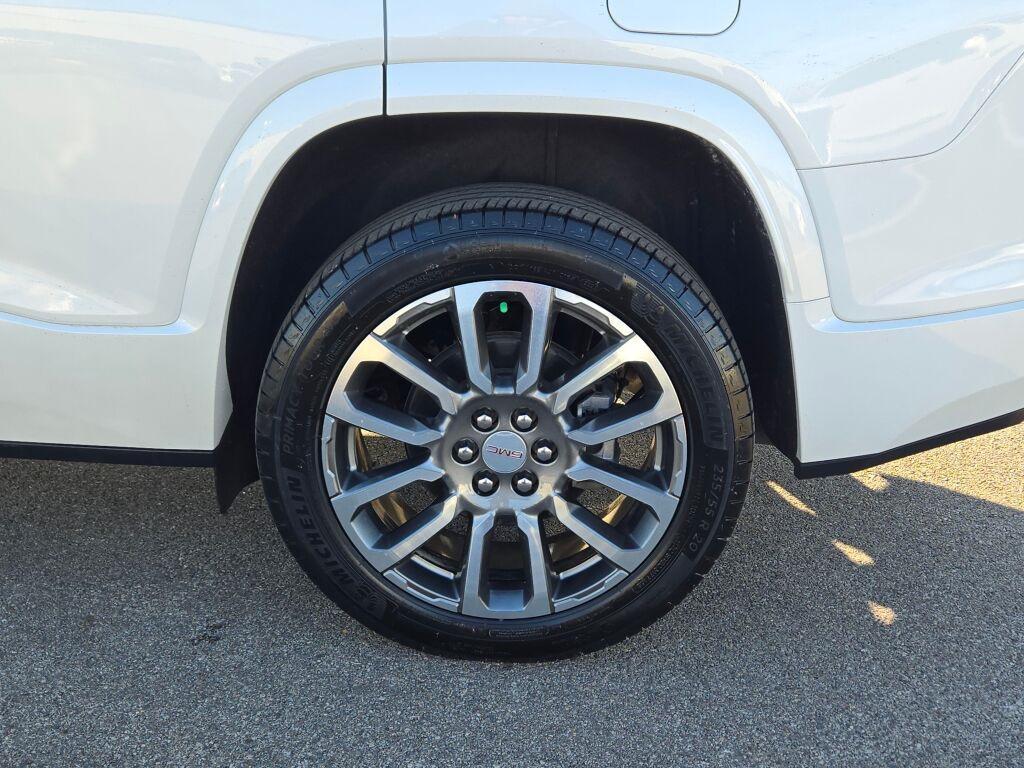 used 2023 GMC Acadia car, priced at $38,775