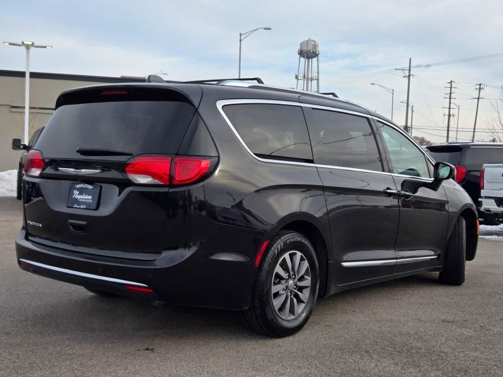 used 2019 Chrysler Pacifica car, priced at $17,845
