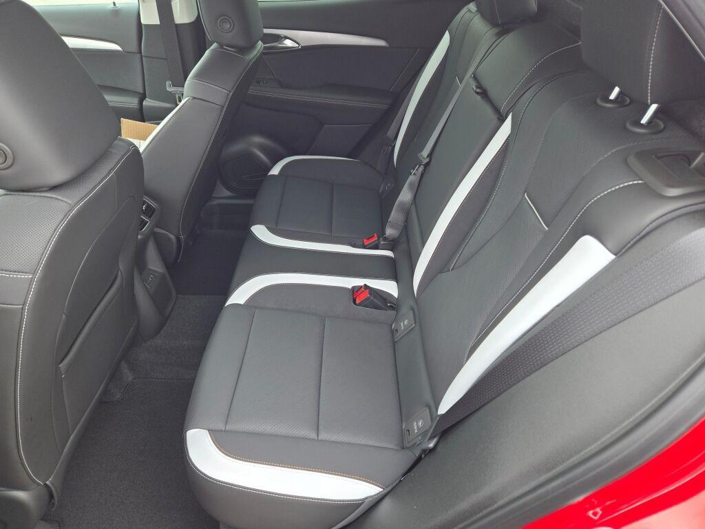 new 2025 Buick Envision car, priced at $39,240