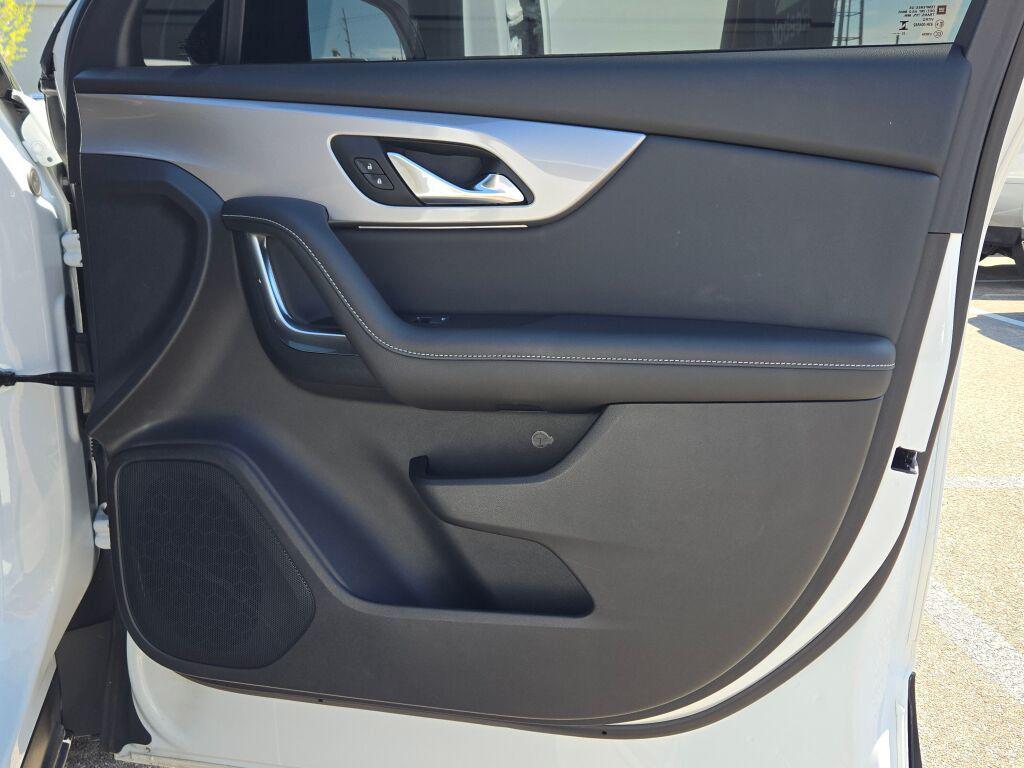 used 2023 Chevrolet Blazer car, priced at $25,014