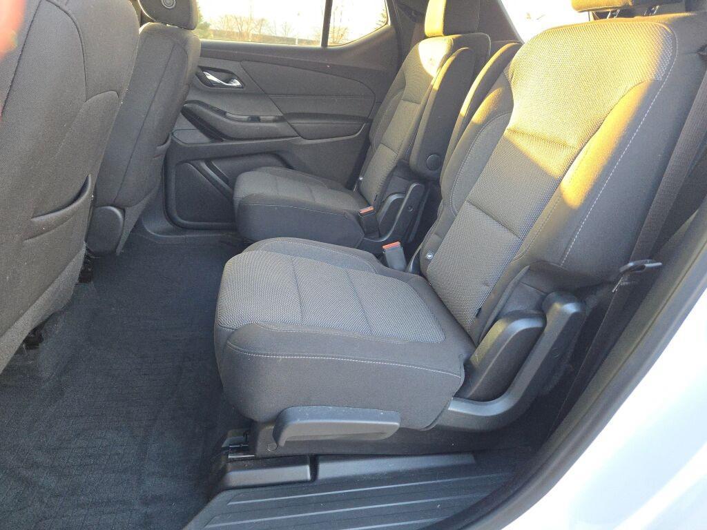 used 2022 Chevrolet Traverse car, priced at $23,493