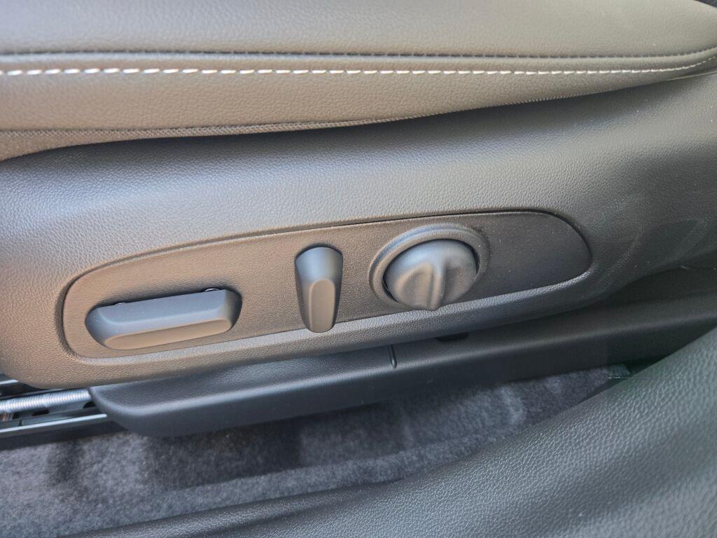 new 2026 Buick Envista car, priced at $27,080