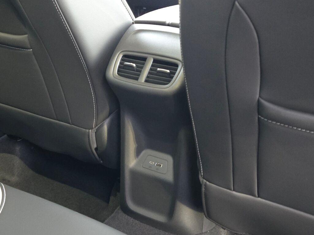 new 2025 Buick Envision car, priced at $37,395