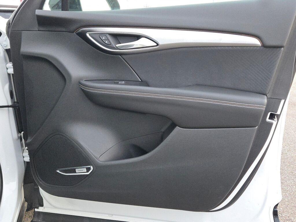 new 2025 Buick Envision car, priced at $37,395