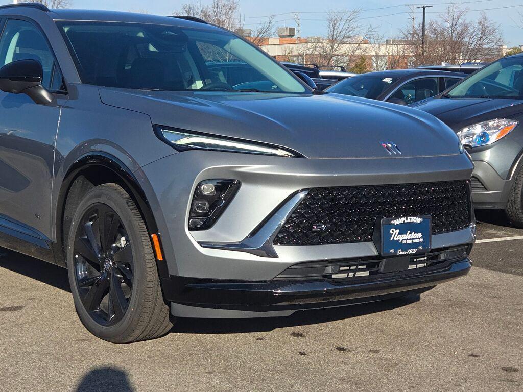 new 2025 Buick Envision car, priced at $36,890