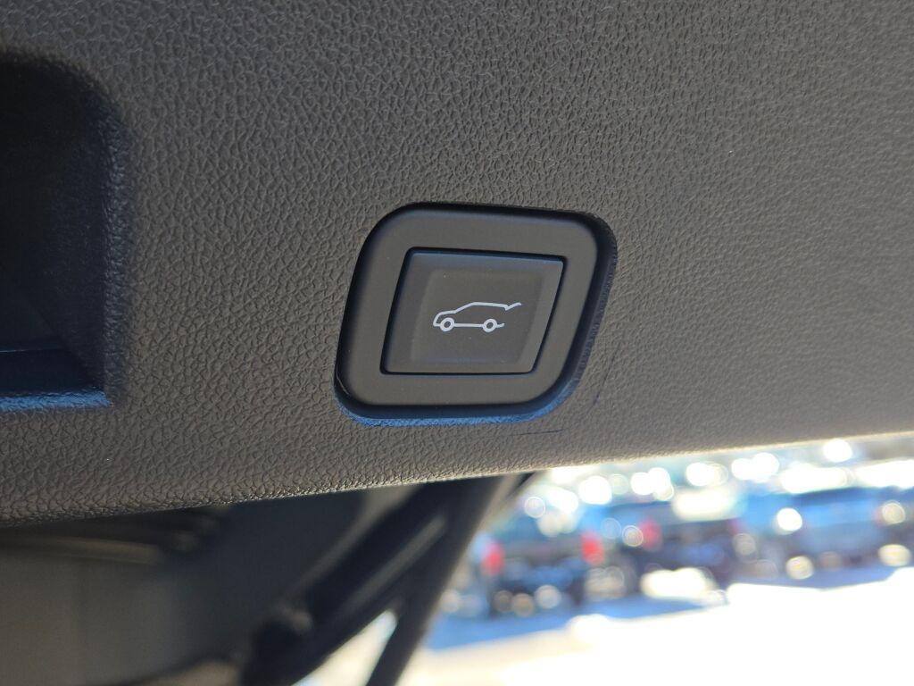 new 2026 Buick Enclave car, priced at $43,890