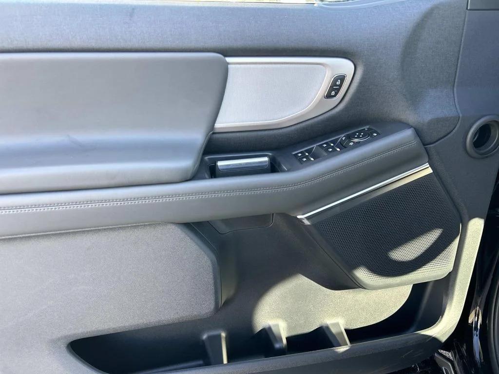 new 2026 Ford Expedition car, priced at $64,877