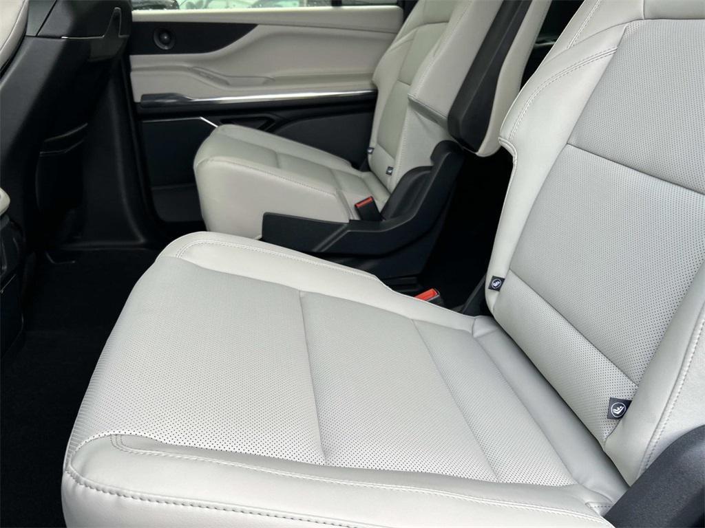 new 2026 Lincoln Navigator car, priced at $96,000