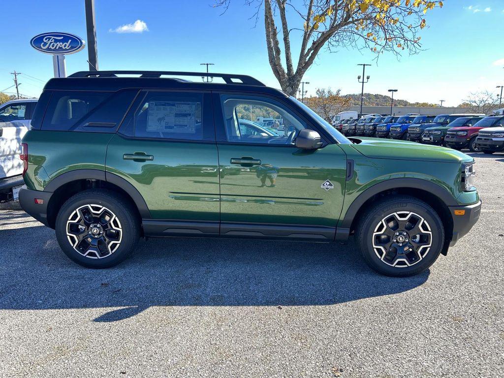 new 2025 Ford Bronco Sport car, priced at $37,700