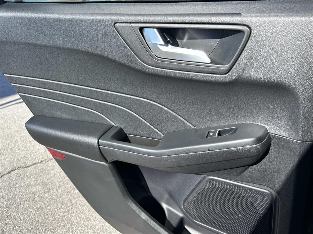 new 2026 Ford Escape PHEV car, priced at $37,000