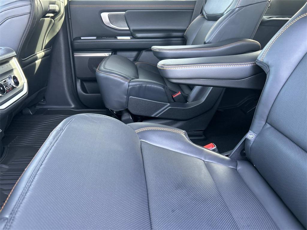 new 2026 Ford Expedition car, priced at $87,485