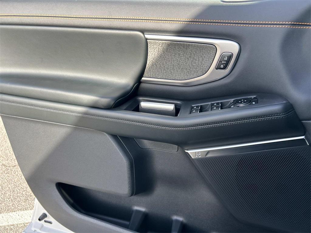 new 2026 Ford Expedition car, priced at $87,485