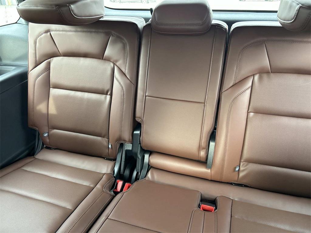 new 2026 Lincoln Navigator car, priced at $106,000