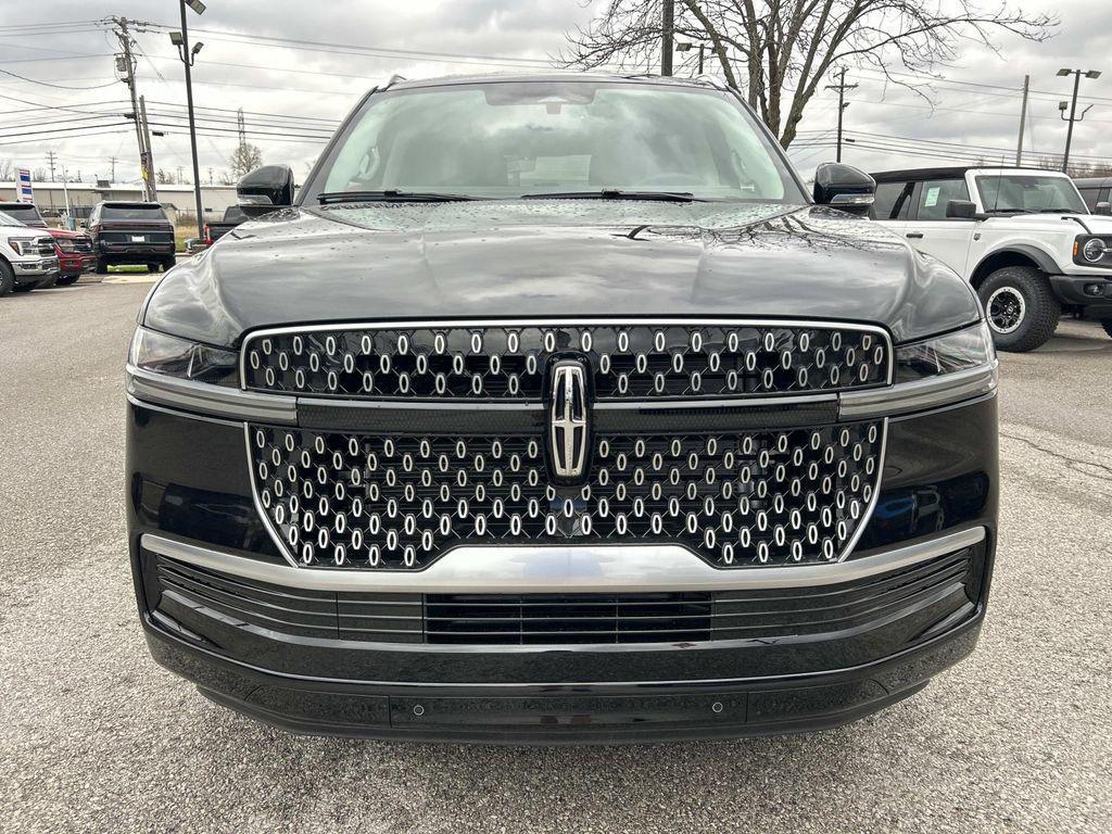 new 2026 Lincoln Navigator car, priced at $92,200