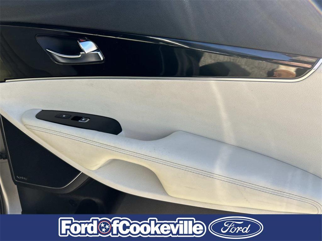 used 2016 Kia Sorento car, priced at $6,490