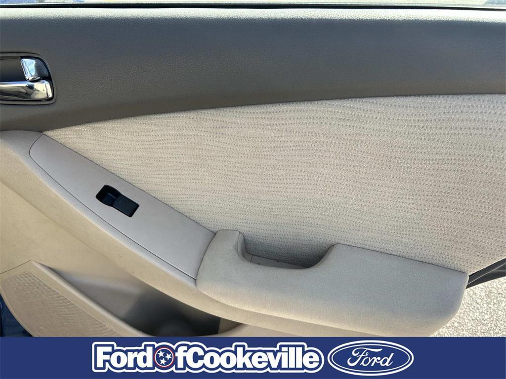 used 2010 Nissan Altima Hybrid car, priced at $5,990