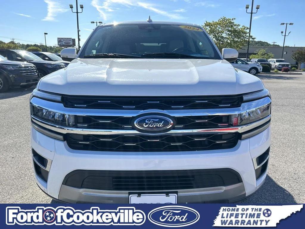 used 2024 Ford Expedition car, priced at $44,388