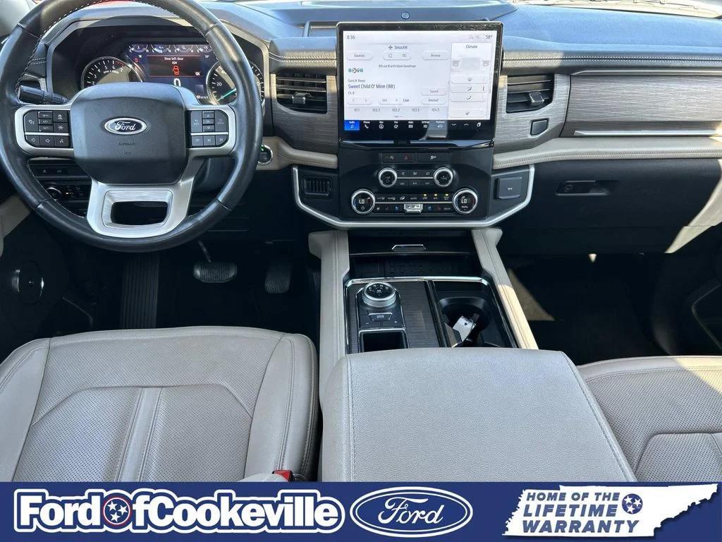 used 2024 Ford Expedition car, priced at $44,388