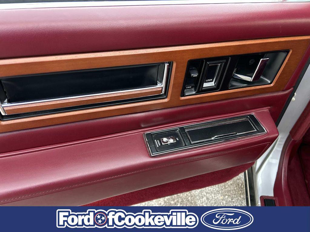 used 1988 Cadillac Fleetwood car, priced at $13,990