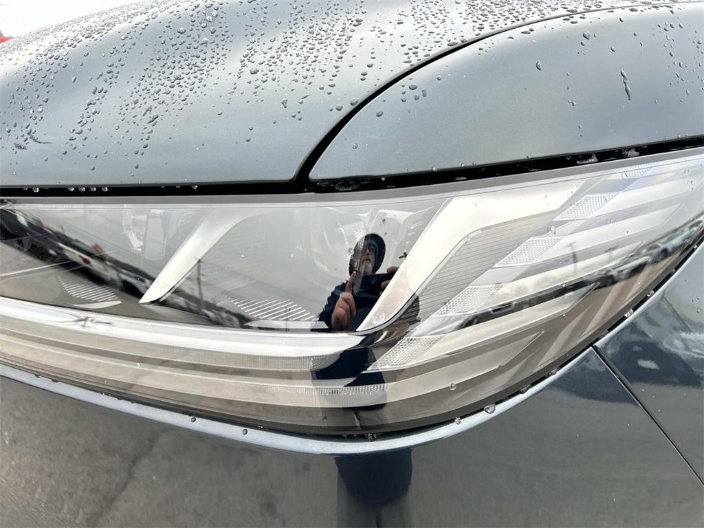 new 2026 Lincoln Navigator car, priced at $110,000