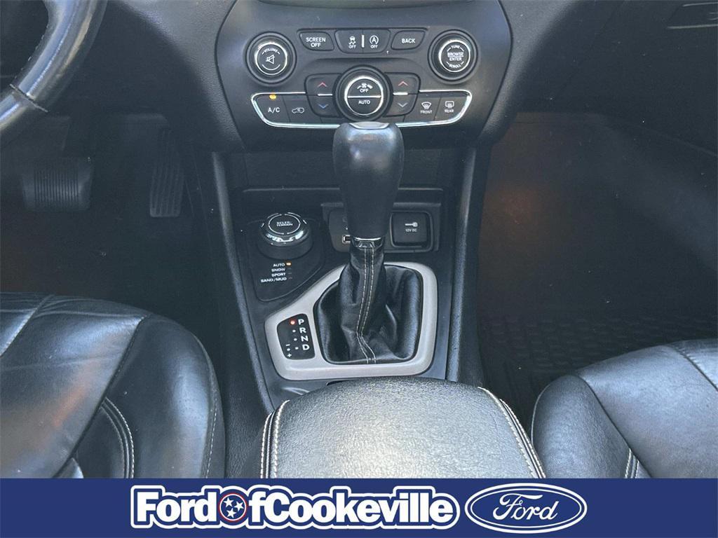 used 2017 Jeep Cherokee car, priced at $6,750