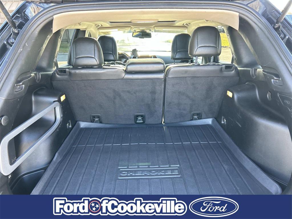 used 2017 Jeep Cherokee car, priced at $6,750