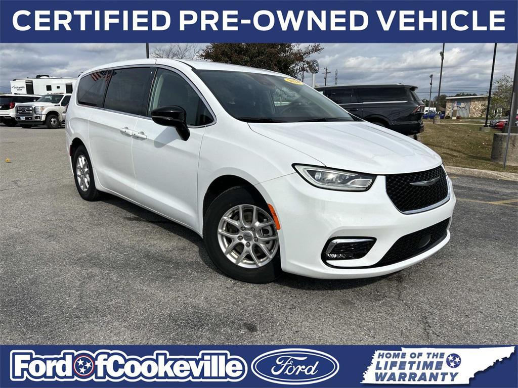 used 2024 Chrysler Pacifica car, priced at $25,290